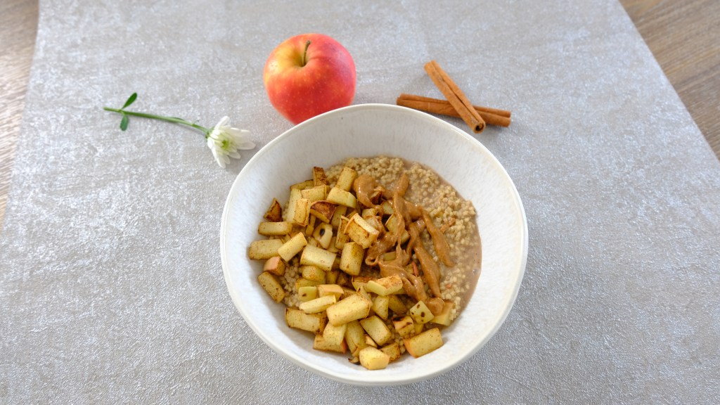 Hirse Porridge mit Apfel und&nbsp;Zimt